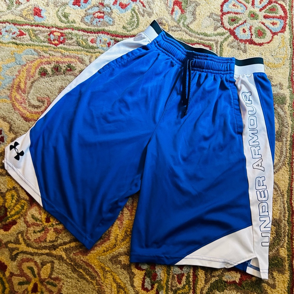 Youth Size XL Under Armour Athletic Shorts